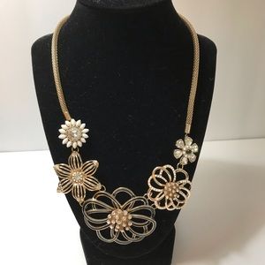 Liz Claiborne Gold/Black/Jeweled Floral Necklace